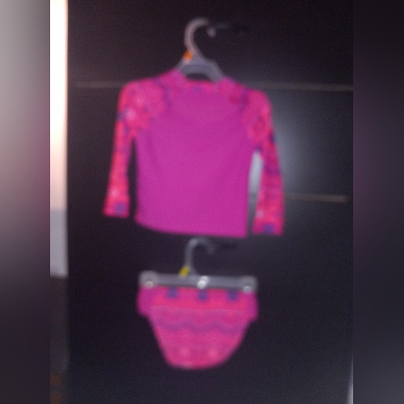 Circo two piece swim suit size 3T. - Picture 2 of 4